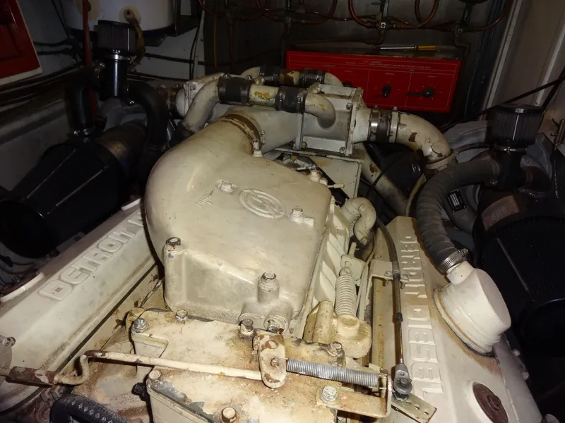 Slide: The Image of Hatteras 53 Motor Yacht 1977 - 87