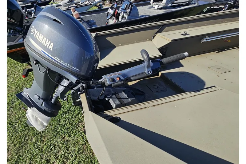 Slide: The Image of 2024 G3 Gator Tough 18 DK with Yamaha outboard motor. - 9