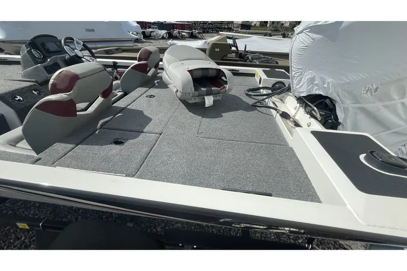 Slide: The Image of Interior view of the 2023 G3 Sportsman 1710 boat. - 10