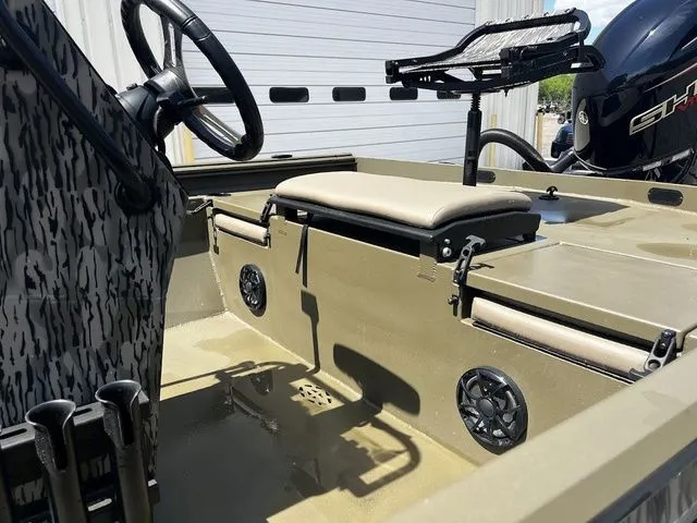 Slide: The Image of Interior of Thor LH1900CC boat with Baystar steering, model year 2026. - 13