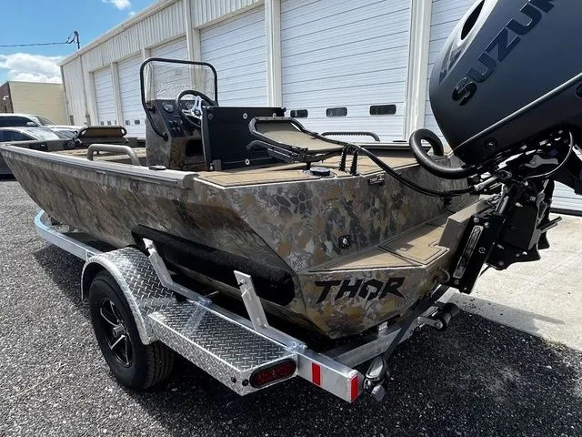 Slide: The Image of 2026 Thor LH1900CC boat with Baystar steering and Suzuki engine. - 7