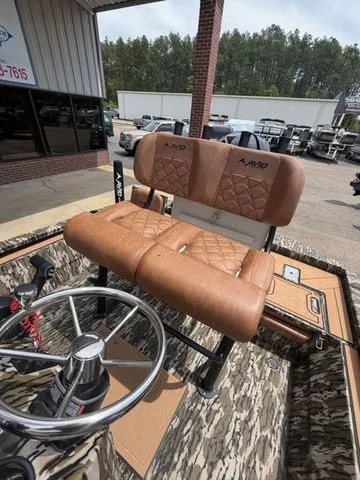 Slide: The Image of Luxurious seating in Avid 21 MAG ST boat, model year 2026. - 23