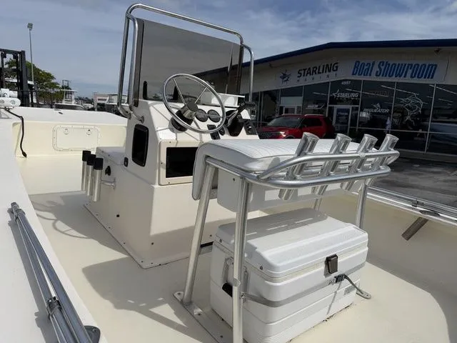 Slide: The Image of 2005 Jones Brothers 22 Light Tackle Edition boat in showroom. - 4