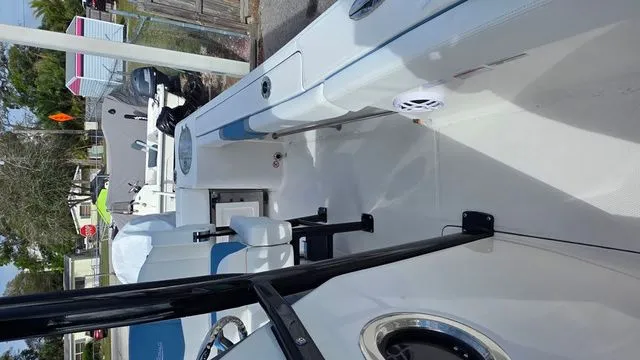 Slide: The Image of Robalo R230 Center Console 2026 - 11