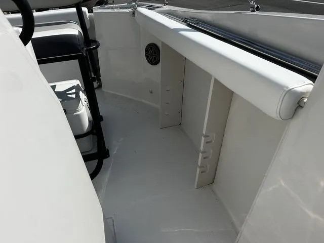 Slide: The Image of Interior of 2024 Starcraft SVX 231 OB boat. - 39