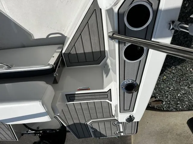 Slide: The Image of Starcraft SVX 231 OB boat, 2024 model, deck detail view. - 45