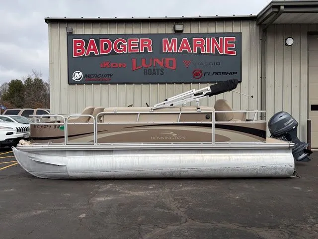 The Image of 2012 Bennington 20 SF pontoon boat at Badger Marine. - 1