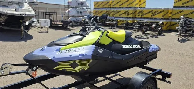 Slide: The Image of Sea-Doo Spark® Trixx™ for 1 Rotax® 900 ACE™ - 90 iBR and A 2024 - 4