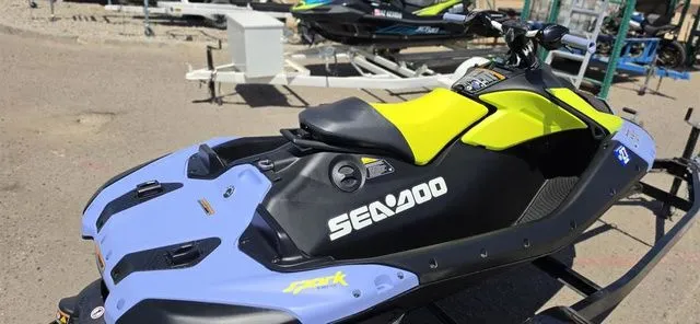 Slide: The Image of Sea-Doo Spark® Trixx™ for 1 Rotax® 900 ACE™ - 90 iBR and A 2024 - 5