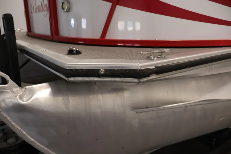 Slide: The Image of 2019 Bentley Pontoons 200 CRUISE, close-up of pontoon and deck details. - 41