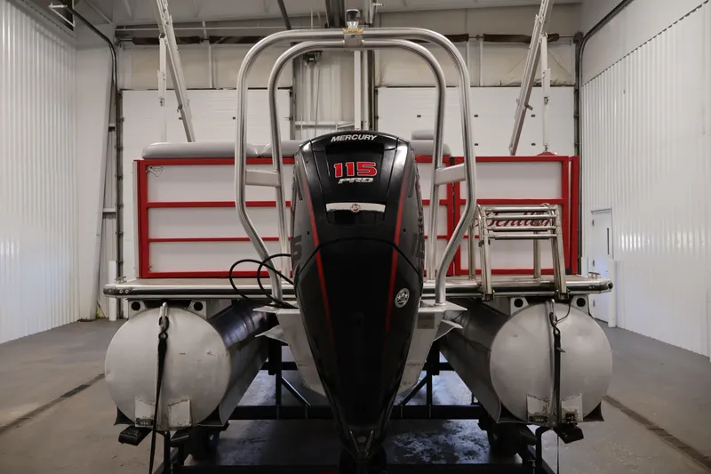 Slide: The Image of 2019 Bentley Pontoons 200 CRUISE with Mercury 115 engine in a storage facility. - 6