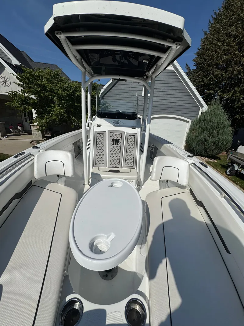 Slide: The Image of Wellcraft 222 Fisherman 2021 - 12