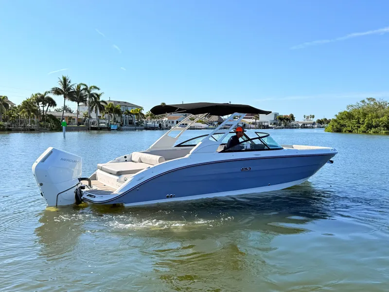 Slide: The Image of Sea Ray SDX 270 Outboard 2027 - 10