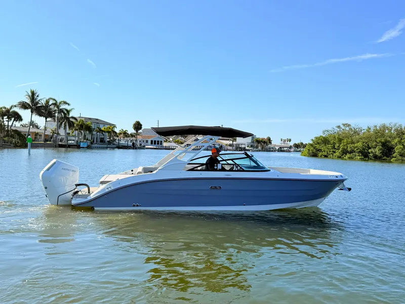 Slide: The Image of Sea Ray SDX 270 Outboard 2027 - 12