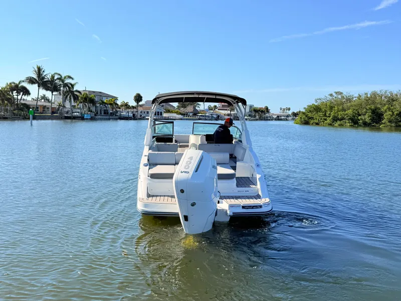 Slide: The Image of Sea Ray SDX 270 Outboard 2027 - 6