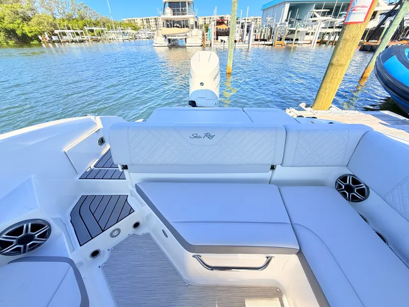 Slide: The Image of Sea Ray SDX 270 Outboard 2027 - 30