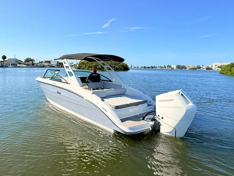 Slide: The Image of Sea Ray SDX 270 Outboard 2027 - 4