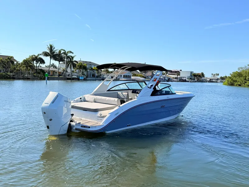Slide: The Image of Sea Ray SDX 270 Outboard 2027 - 9