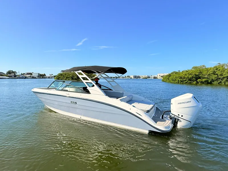 Slide: The Image of Sea Ray SDX 270 Outboard 2027 - 3