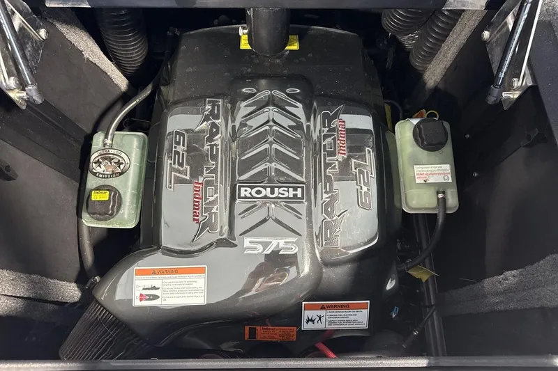 Slide: The Image of Roush Raptor 575 engine in a 2019 Supra SA 550 boat. - 20