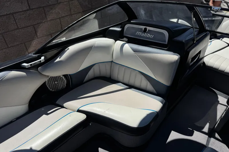 Slide: The Image of Interior of a 2015 Malibu Wakesetter 247 LSV boat with stylish seating. - 26