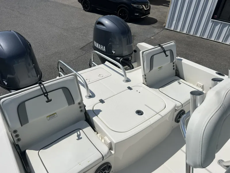 Slide: The Image of 2015 Carolina Cat 23CC boat with Yamaha engines. - 10