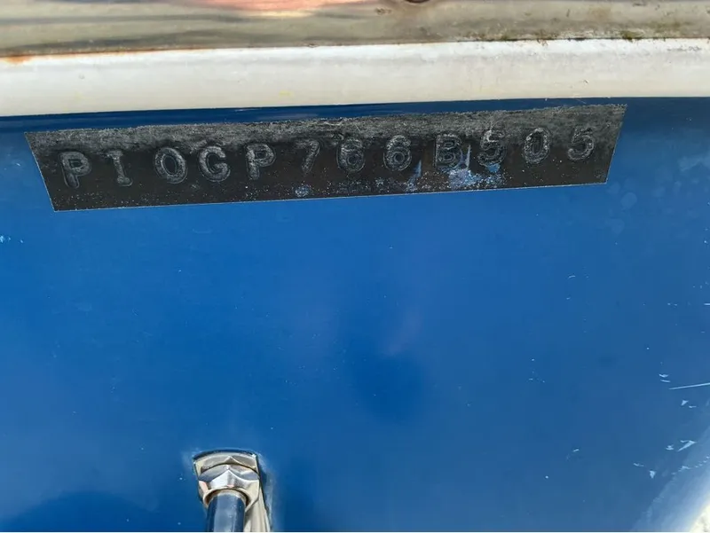 Slide: The Image of Serial number on blue Sea Pro 206 CC boat, year 2005. - 3