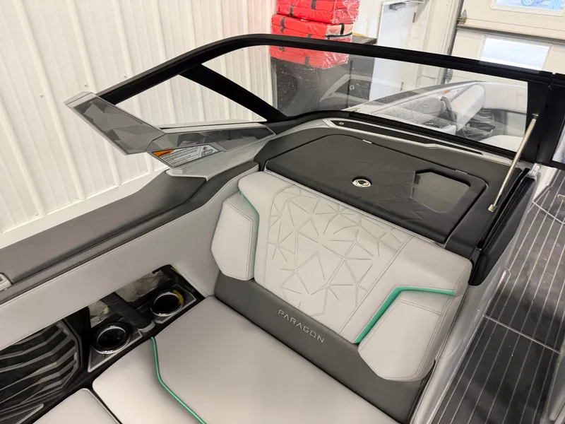 Slide: The Image of Interior of 2021 Nautique Super Air Nautique G25 Paragon boat. - 9