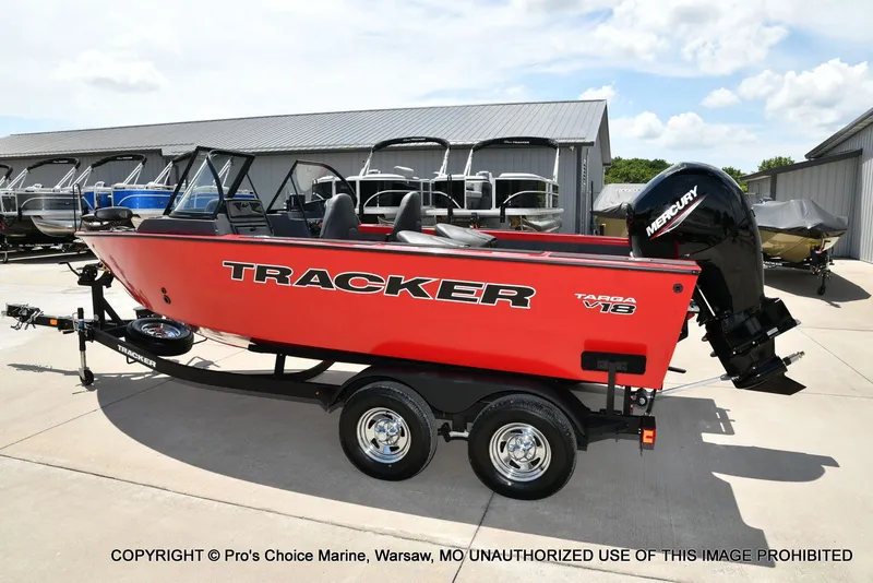 Slide: The Image of Tracker Targa V-18 WT 2026 - 20