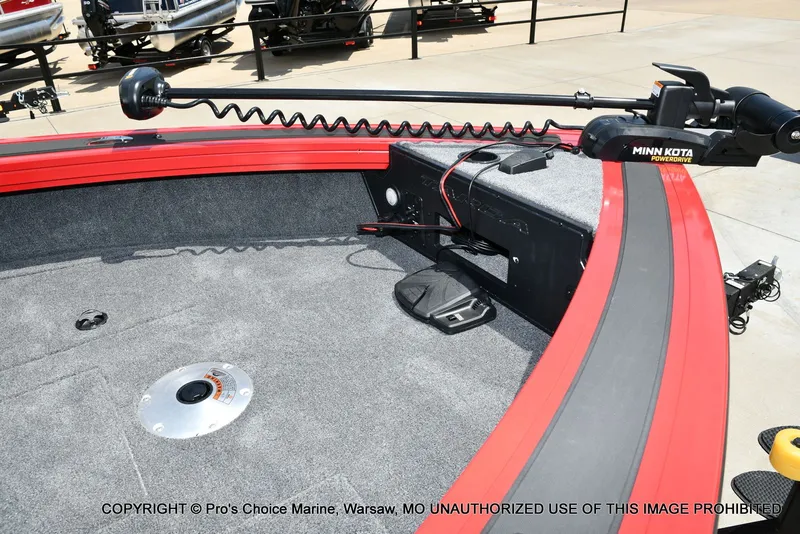 Slide: The Image of Tracker Targa V-18 WT 2026 - 29