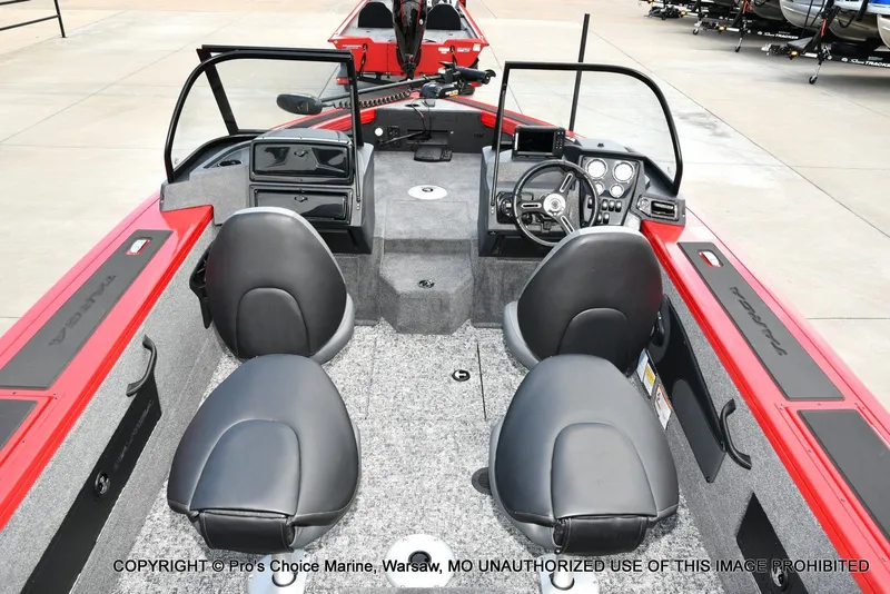 Slide: The Image of Tracker Targa V-18 WT 2026 - 36