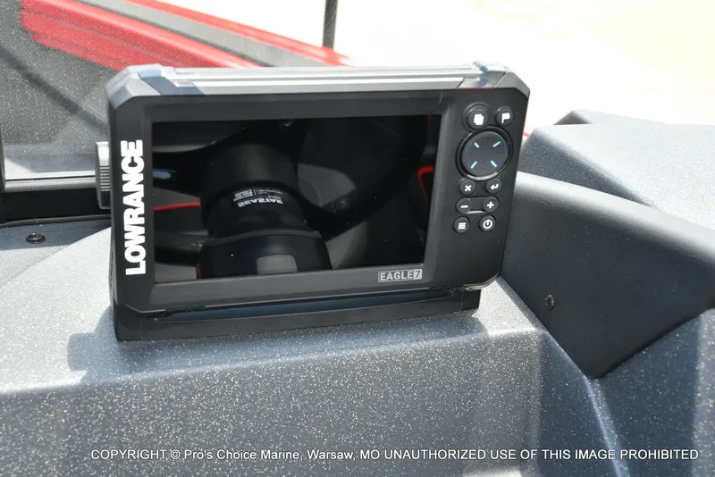 Slide: The Image of Tracker Targa V-18 WT 2026 - 40