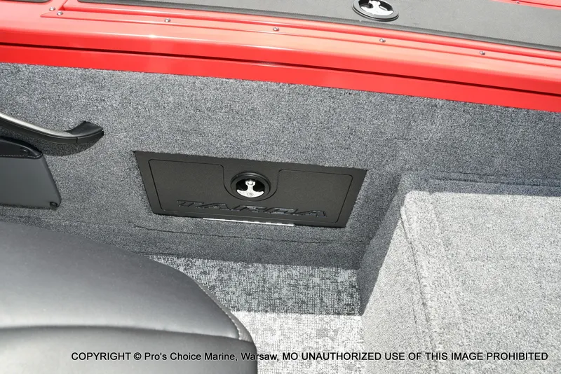 Slide: The Image of Tracker Targa V-18 WT 2026 - 72