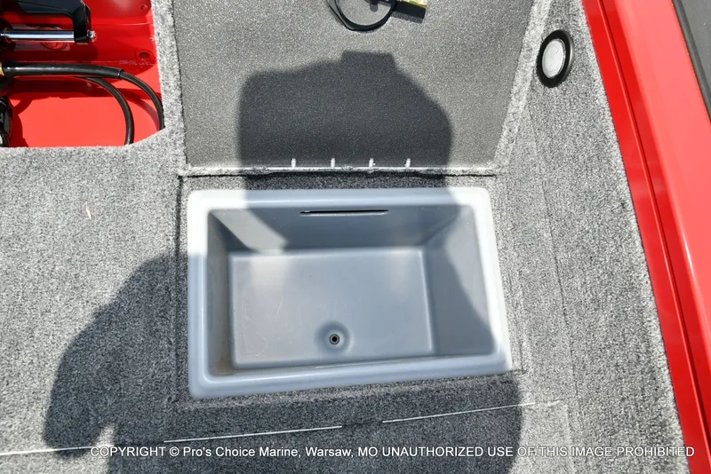 Slide: The Image of Tracker Targa V-18 WT 2026 - 86