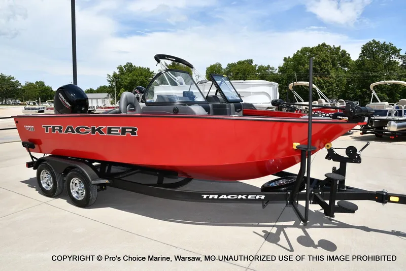 Slide: The Image of Tracker Targa V-18 WT 2026 - 90