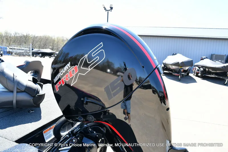 Slide: The Image of 2023 Nitro Z18 Pro with Mercury 150 Pro-XS engine outdoors. - 27