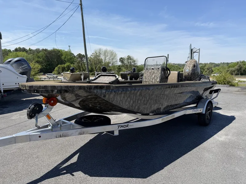 Slide: The Image of 2026 Thor LAKE HAMMER 1900 CC boat on trailer outdoors. - 4
