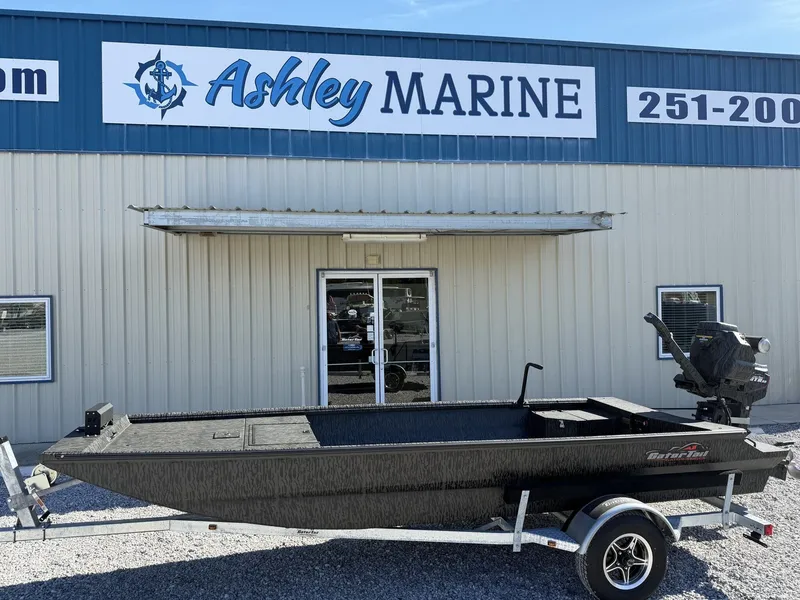 The Image of Gator Tail Gator Series 17 x 48 boat at Ashley Marine. - 1