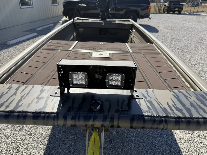 Slide: The Image of 2026 Gator Tail Extreme Series 1754 boat with LED lights. - 4