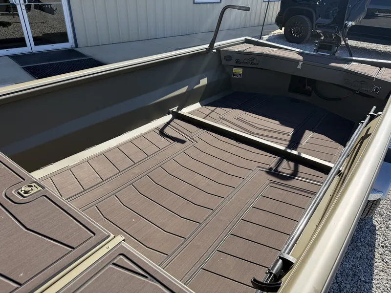 Slide: The Image of Interior of Gator Tail Extreme Series 1754 boat, year 2026. - 5