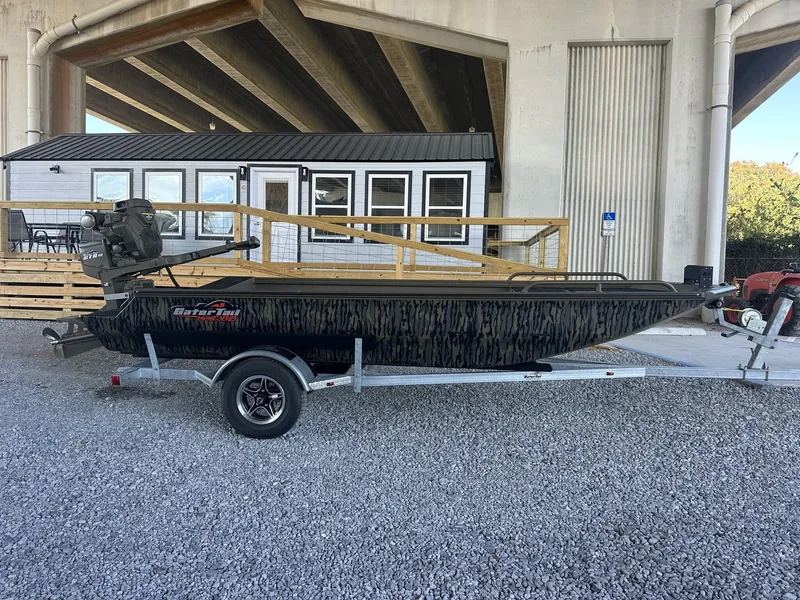 The Image of Gator Tail Savage Series 1750 boat with GTR 40 engine, year 2026. - 1