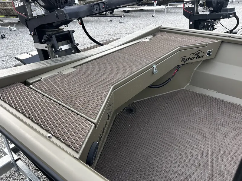 Slide: The Image of Gator Tail Extreme Series 17 x 54 boat, 2026 model, featuring durable deck design. - 5