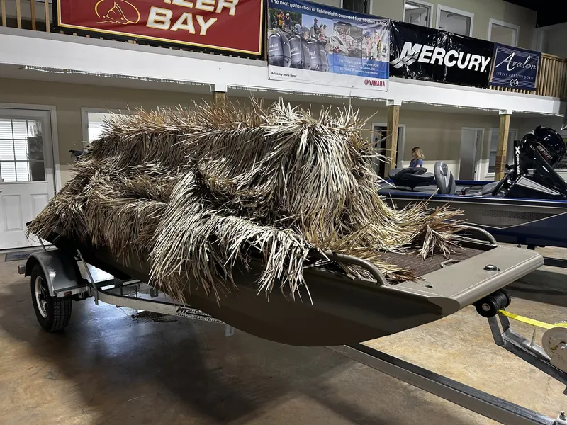Slide: The Image of Gator Tail Gator Series 1448 Predator boat with camouflage, 2026 model. - 5