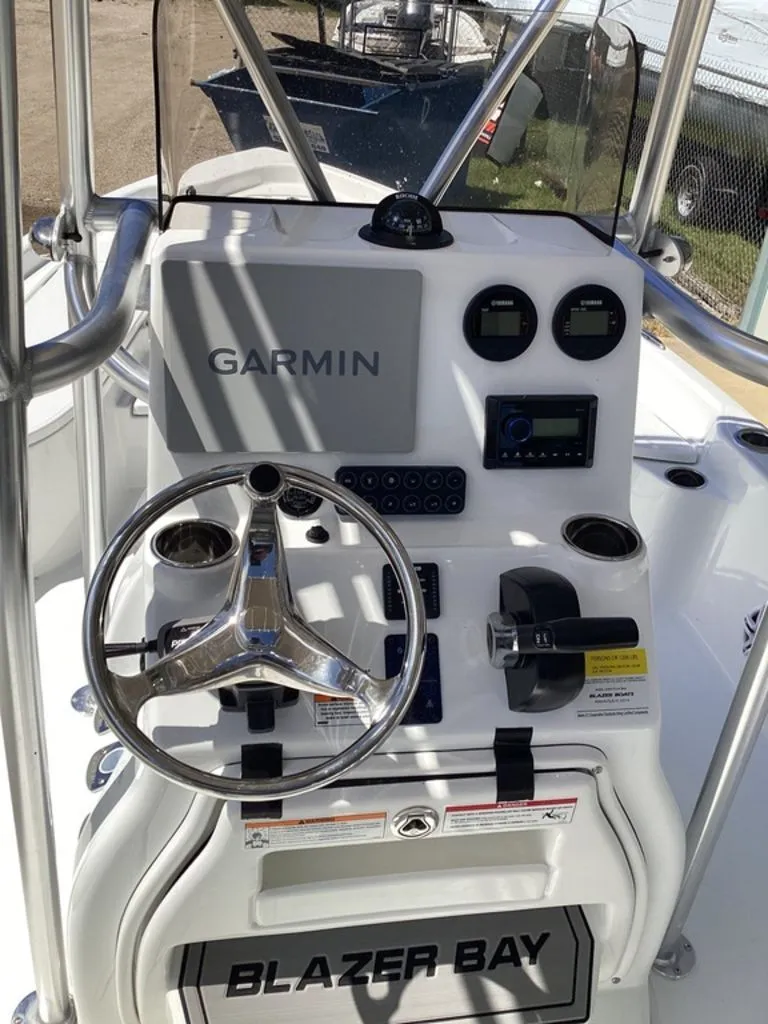 Slide: The Image of Blazer PureBay 2200 boat console, featuring Garmin technology, 2026 model. - 30