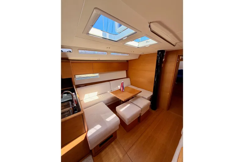 Slide: The Image of Luxurious interior of 2017 Solaris 50 yacht with skylights and cozy seating area. - 93