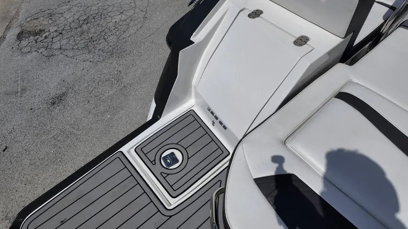 Slide: The Image of Monterey 258SS Super Sport 2021 - 10