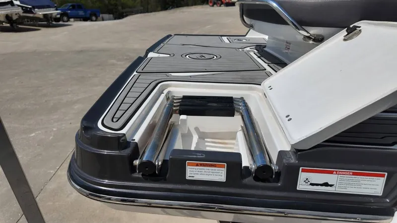 Slide: The Image of Monterey 258SS Super Sport 2021 - 16