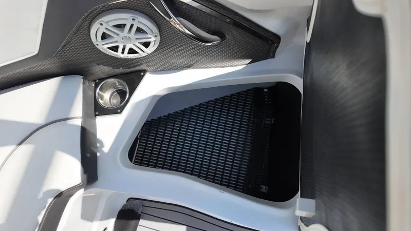 Slide: The Image of Monterey 258SS Super Sport 2021 - 29