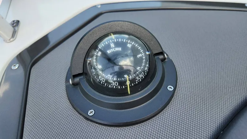 Slide: The Image of Monterey 258SS Super Sport 2021 - 35