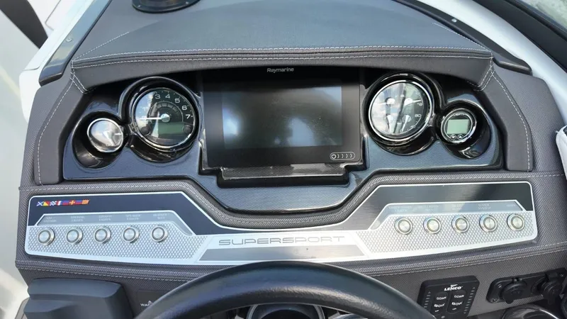 Slide: The Image of Monterey 258SS Super Sport 2021 - 39